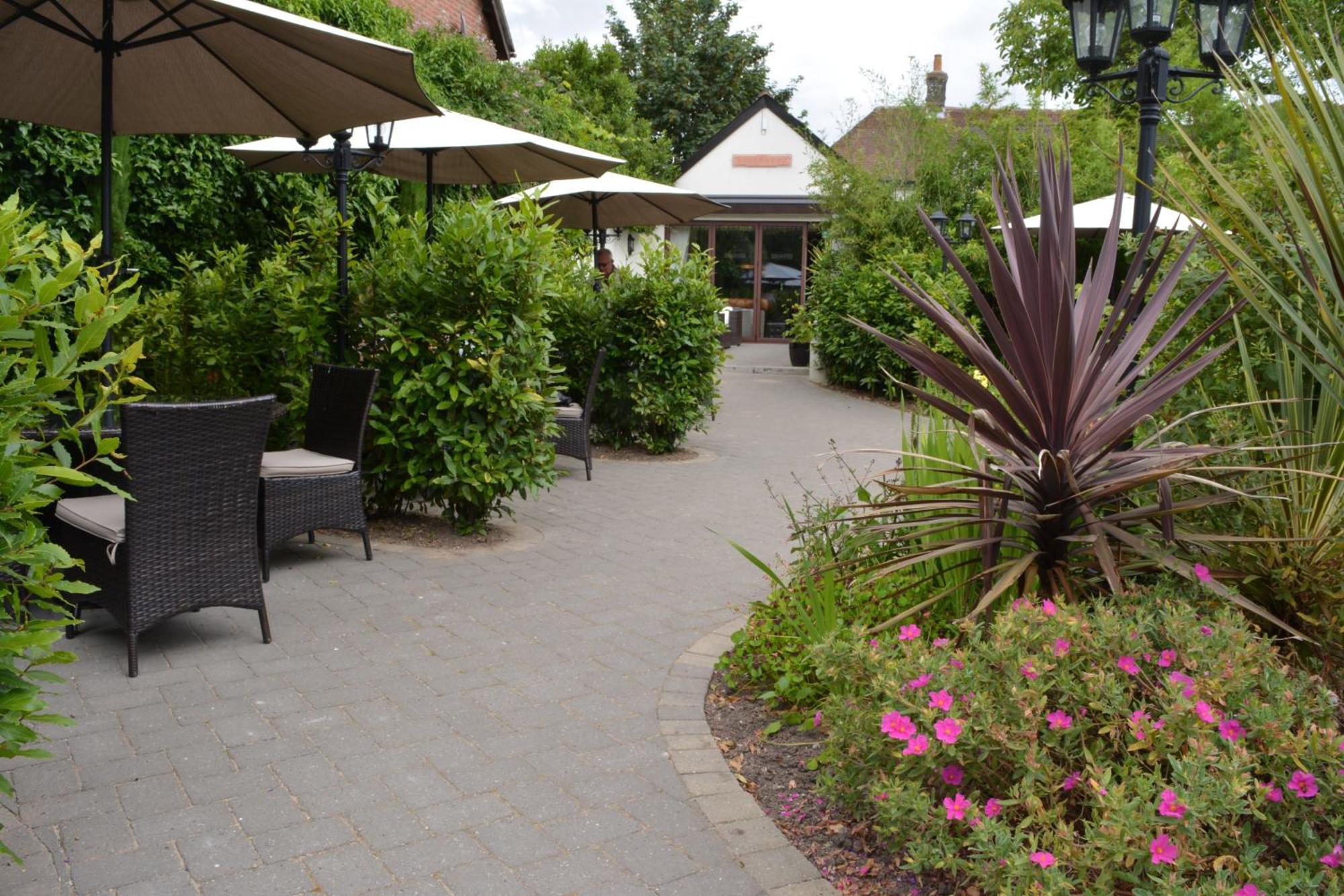 Greyhound Inn Winterborne Kingston Exterior photo